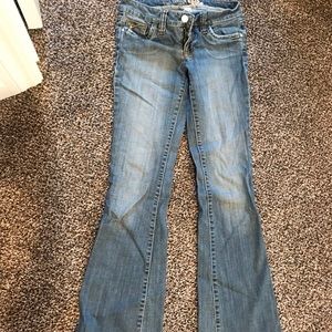 Women’s Refuge jeans size 5